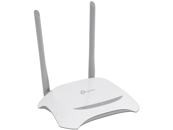Router Inalámbrico 4 en 1 TP-Link TL-WR840N/V6, Wireless N (Wi-Fi 4), hasta 300 Mbps.