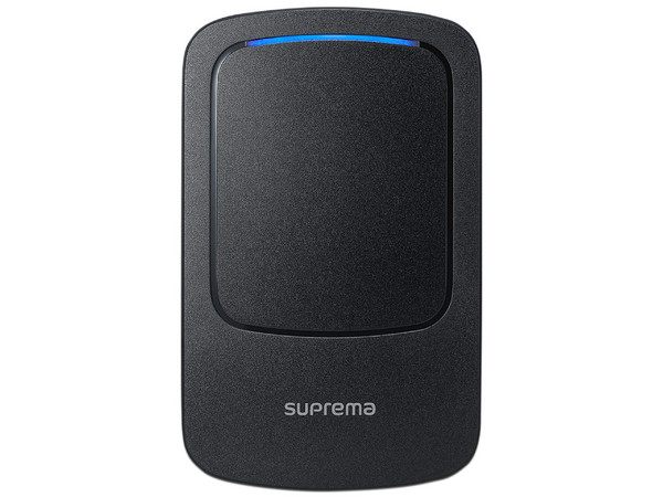 Controlador de una puerta de uso en exterior Suprema XP2GDPB, Con lector de tarjetas Multitecnolgía, NFC y Bluetooth.