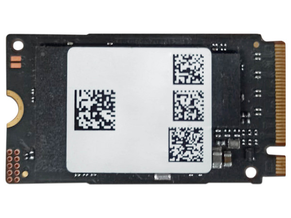 Unidad de Estado Sólido Genérico de 256GB, M.2 NVMe PCIe 4.0, Bulk, Sin Empaque.