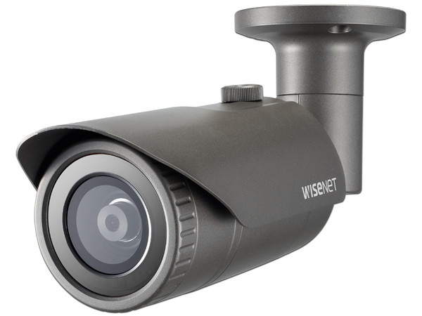 Cámara IP Tipo Bala Hanwha QNO-8010R de 5MP (2592 x 1944), IR hasta 20m, Protección IP66, Antivandálica.