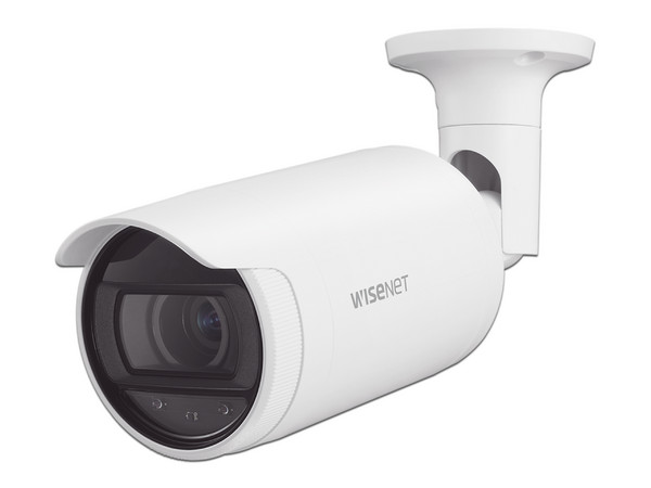 Cámara de vigilancia IP Tipo Bala Hanwha AN-OL7082R de 4MP, IR hasta 30m, WiseStream , IP66, PoE.